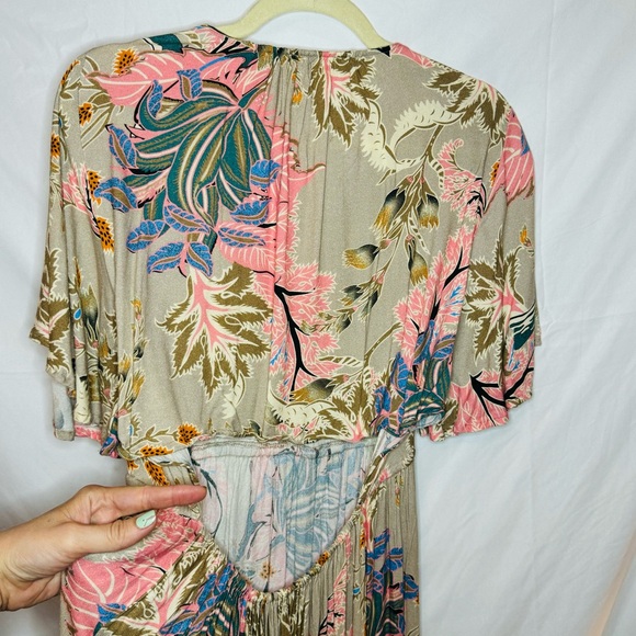 On the Road Floral Boho Hippie Chic Maxi Dress, Breathes & Flows, Size Small - Picture 13 of 15